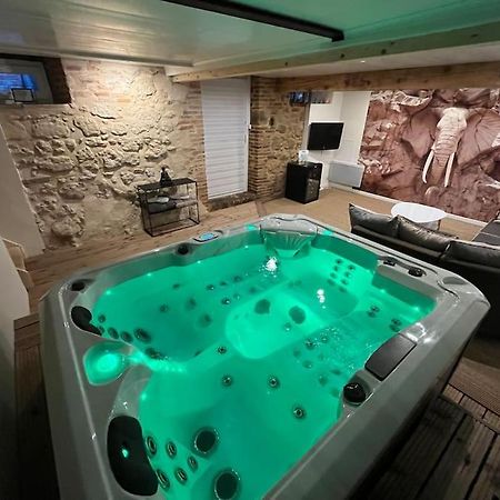 Gite Le Jardin Secret Et Gite Au Temps Suspendu Montpezat  Εξωτερικό φωτογραφία