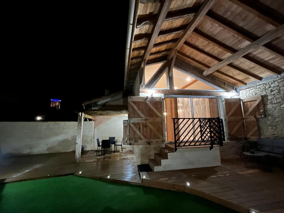 Gite Le Jardin Secret Et Gite Au Temps Suspendu Montpezat  Εξωτερικό φωτογραφία